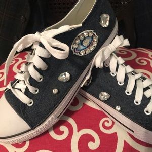Navy bejeweled Sneakers